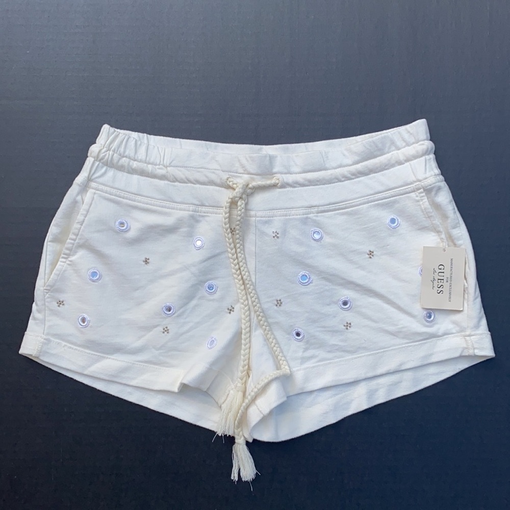 NEW GUESS MIRROR DETAIL SHORTS - Picture 2 of 5